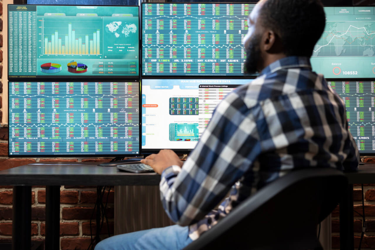 Infrastructure Monitoring & Management Infrastructure Monitoring & Management